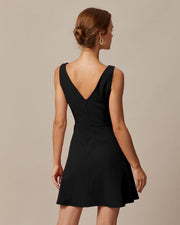 Avery | Fitted Sleeveless High-Waisted Ladies Day Dress