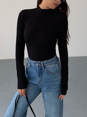 Mariana | Slim Fit Mock Neck Holiday T-Shirt
