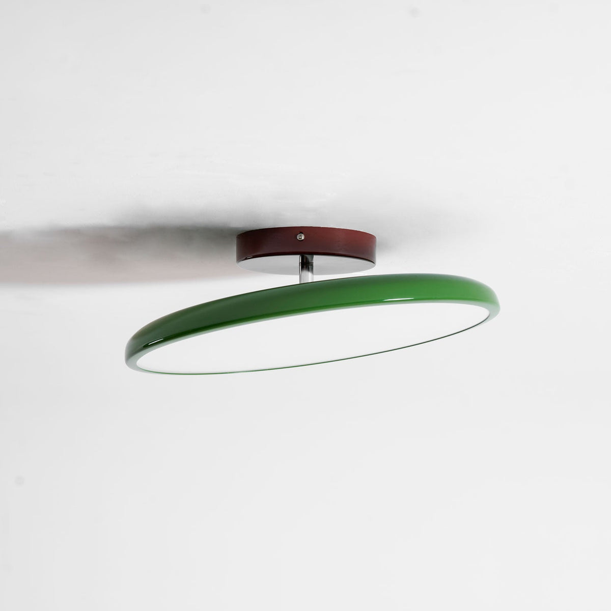 Matte Black Adjustable Ceiling Lamp with Soft Diffused Light – Ideal for Living Room or Bedroom