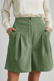 Quinn | High Waist Pleated Tailored Shorts