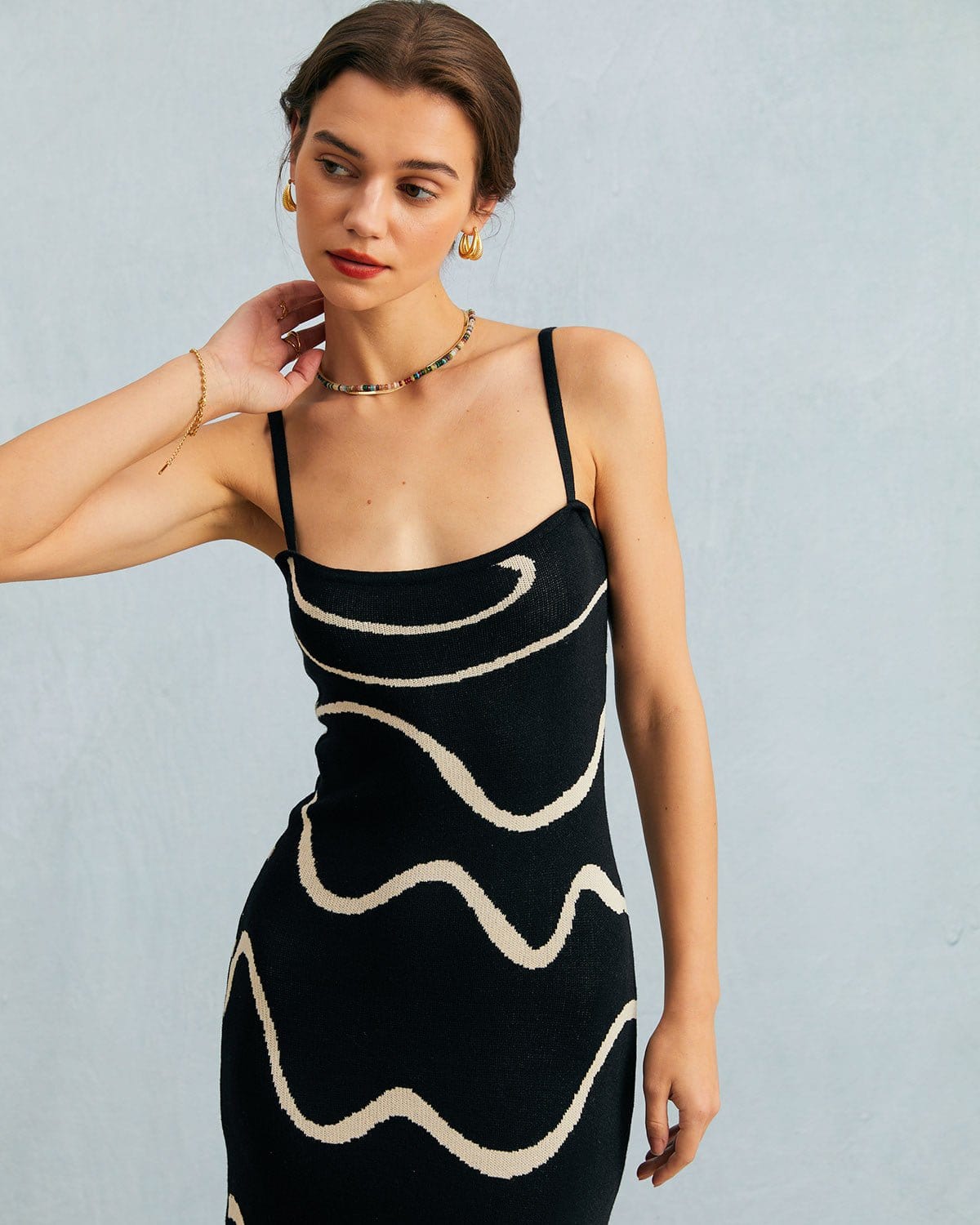 Tamara | Sleeveless Bodycon Midi Dress Concert Outfit