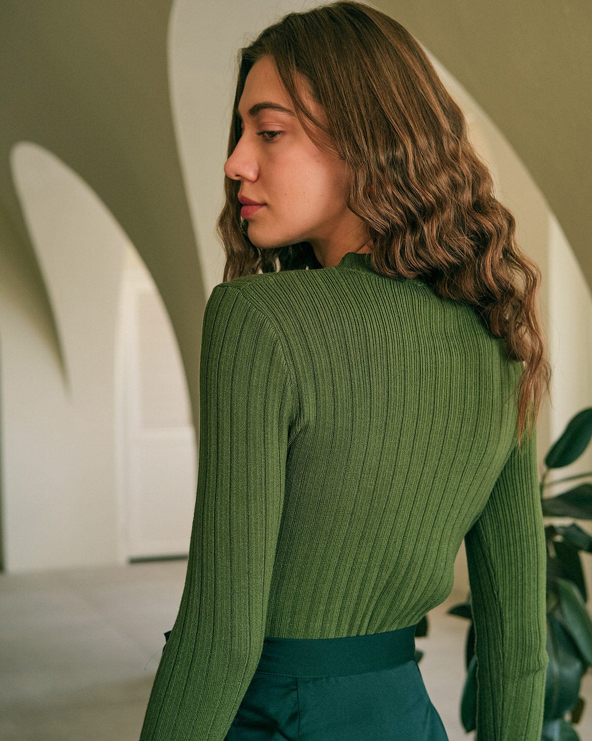 Theodora | Slim Fit Ribbed Knit Holiday Top
