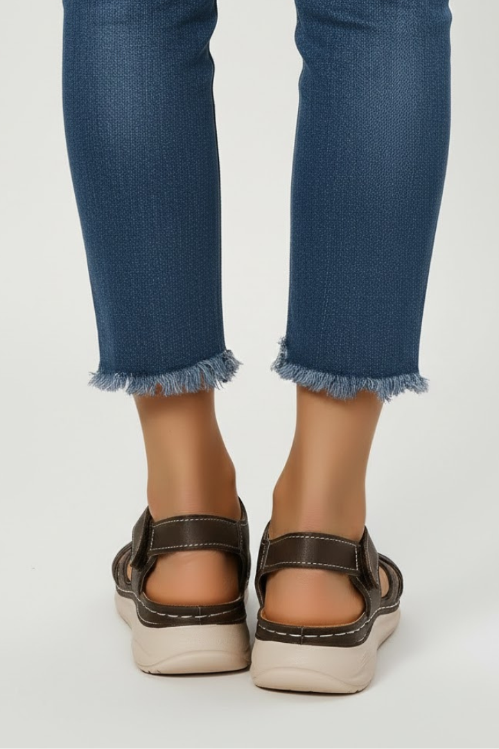 Victoria | Retro Strap Buckle Sandals