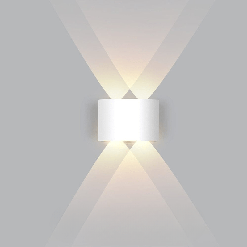 Weatherproof Metal Outdoor Light Fixture with Energy-Efficient LED – Ideal for Garden or Patio