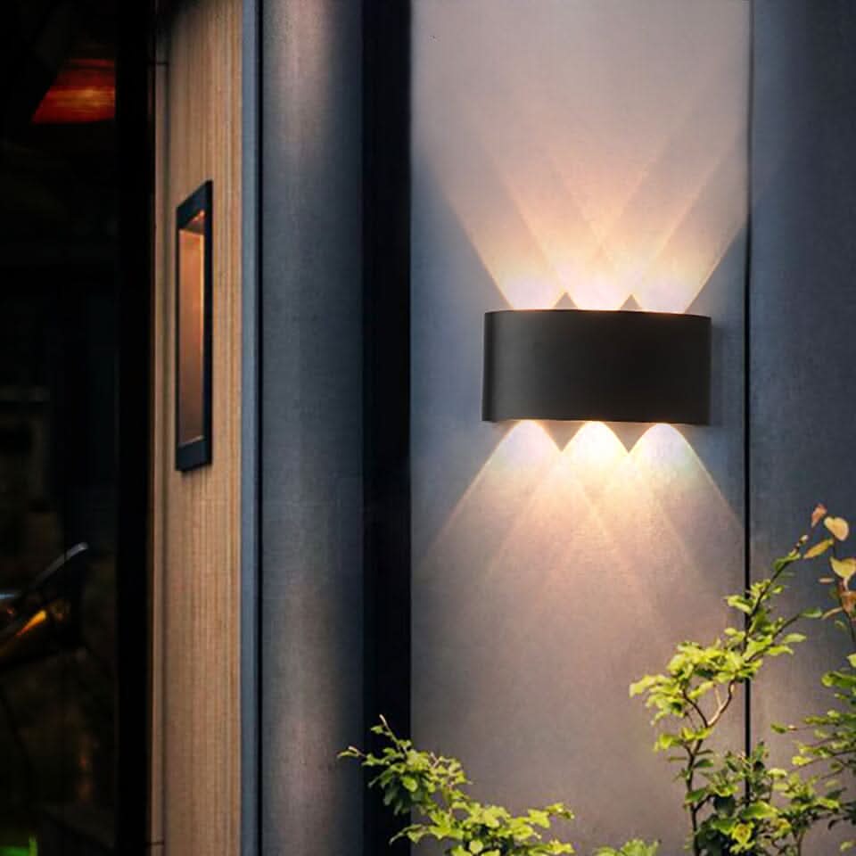 Weatherproof Metal Outdoor Light Fixture with Energy-Efficient LED – Ideal for Garden or Patio