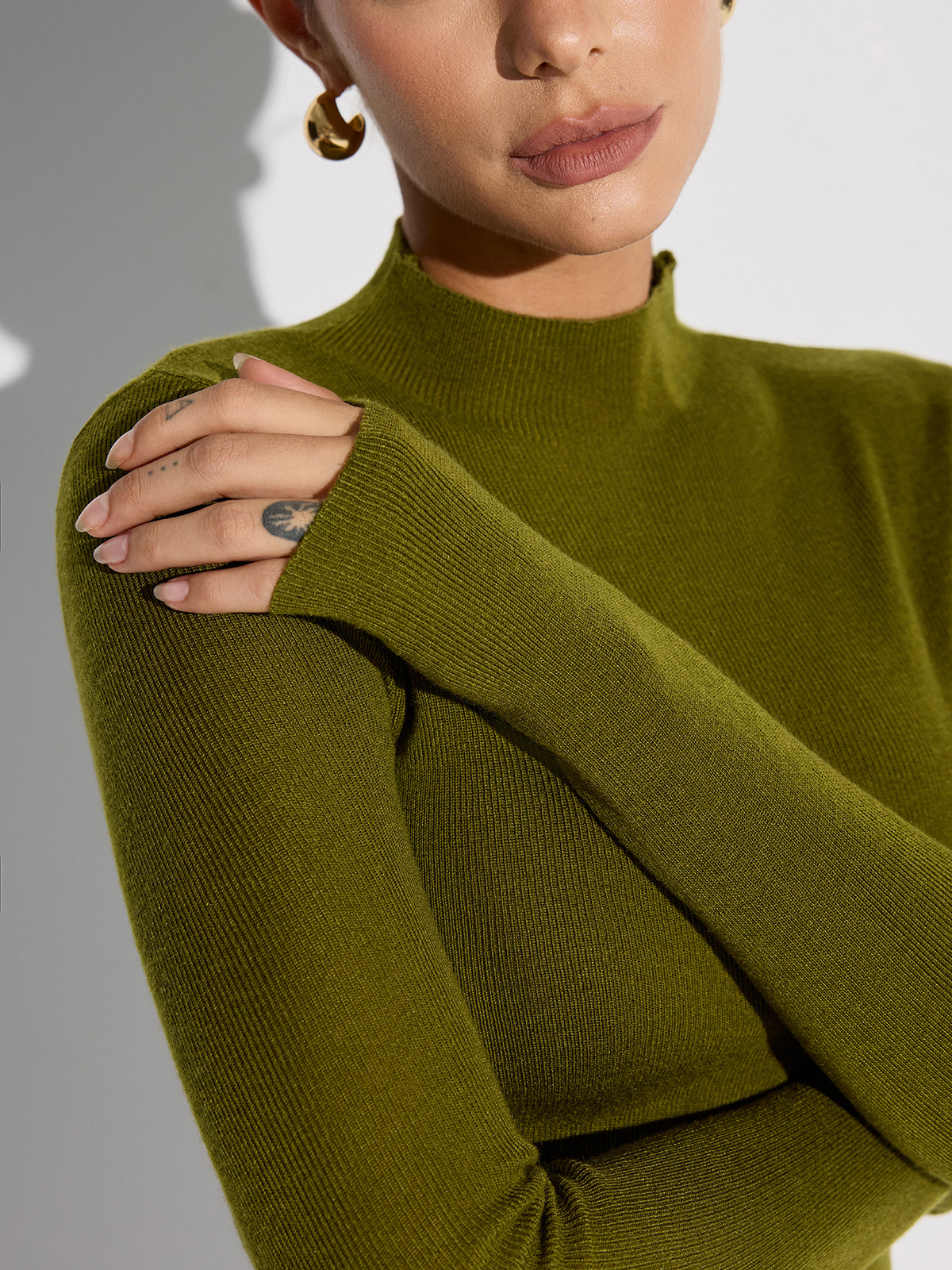 Winter | Fitted Mock Neck Wool-Blend Knit Top