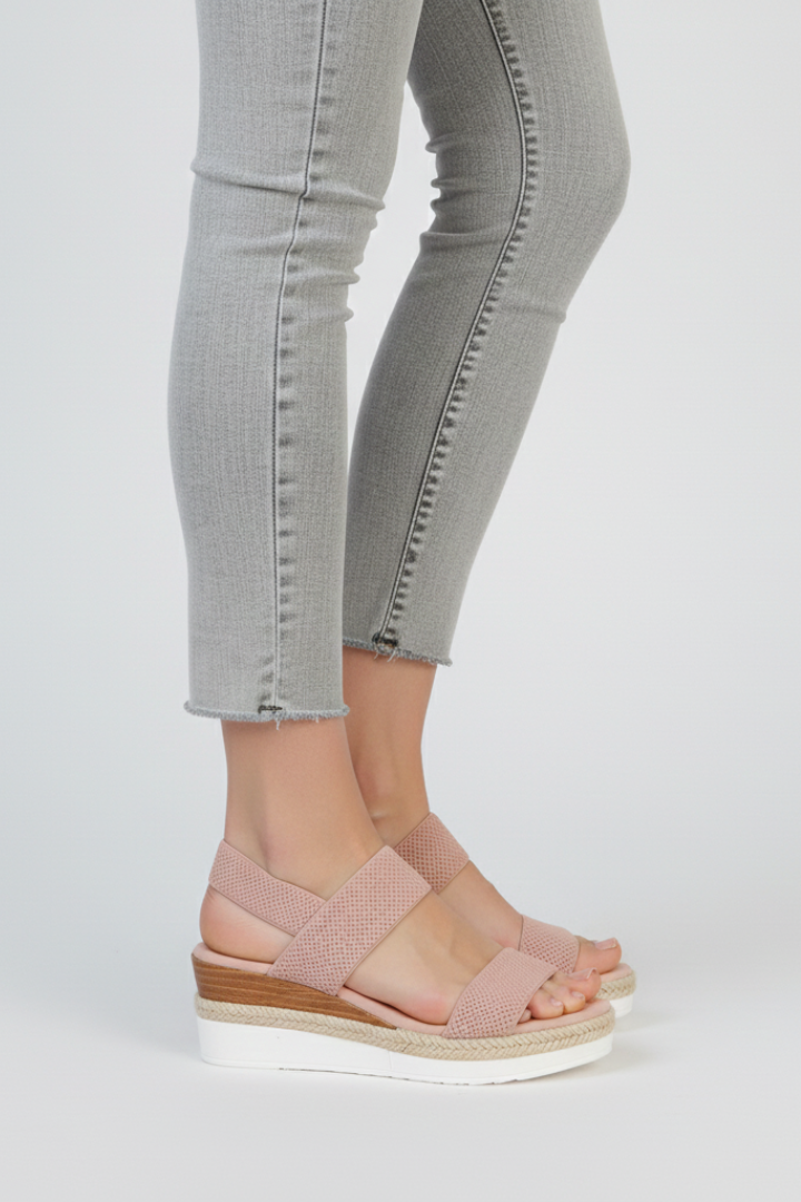 Xanthe | Stretch Fit Raised Sole Sandals
